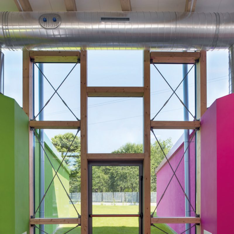 scuola-infanzia-porta-vetro